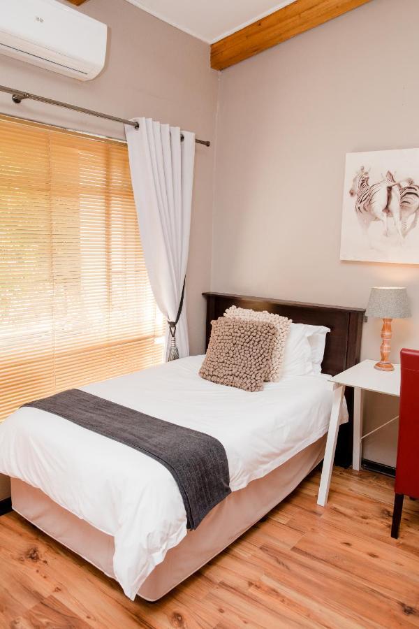 85 Ehmke Guesthouse Mbombela Kültér fotó